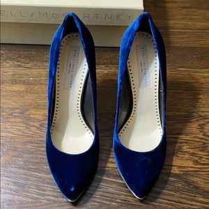 Stella McCartney Women’s Blue Velvet Shoes as 39